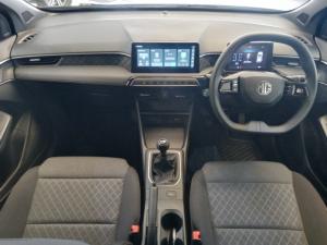 MG MG3 1.5 Comfort manual - Image 9