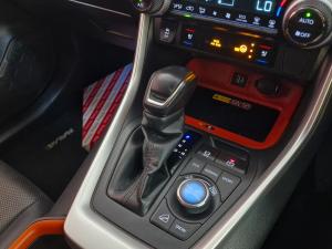 Toyota RAV4 2.0 GX-R AWD - Image 30