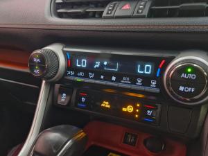 Toyota RAV4 2.0 GX-R AWD - Image 42