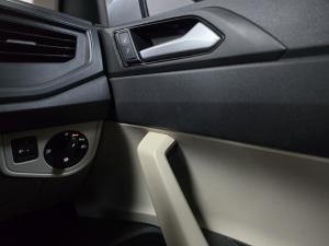 Volkswagen Polo sedan 1.6 auto - Image 21
