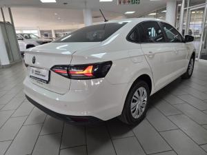 Volkswagen Polo sedan 1.6 auto - Image 5