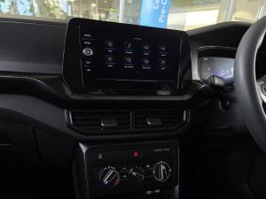 Volkswagen T-Cross 1.0TSI auto - Image 38