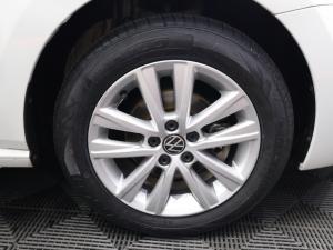 Volkswagen Polo Vivo hatch 1.6 Comfortline auto - Image 10