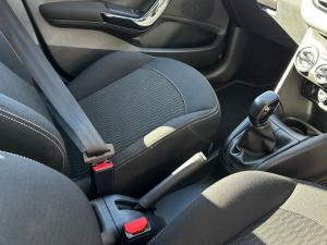 Peugeot 208 1.2 Active - Image 20