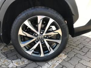 Toyota Corolla Cross 1.8 Hybrid XR - Image 8