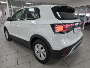 Volkswagen T-Cross 1.0TSI auto - Image 9