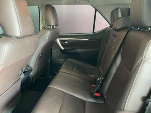 Toyota Fortuner 2.4GD-6 auto - Image 4