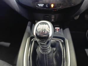 Nissan X-Trail 2.0 XE - Image 15