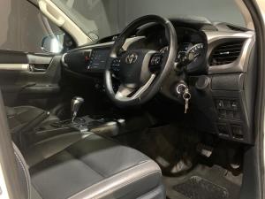 Toyota Hilux 2.8GD-6 double cab 4x4 Raider auto - Image 13
