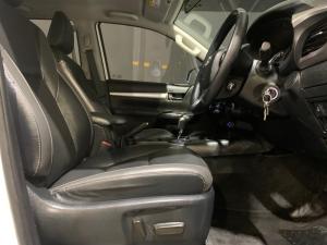 Toyota Hilux 2.8GD-6 double cab 4x4 Raider auto - Image 14