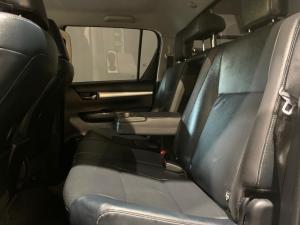 Toyota Hilux 2.8GD-6 double cab 4x4 Raider auto - Image 17