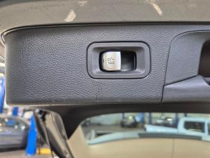 Mercedes-Benz GLC GLC250d 4Matic AMG Line - Image 19