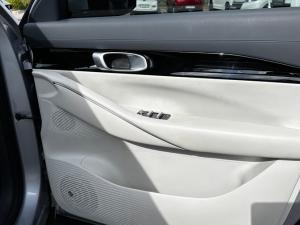 Geely E5 EM-i Apex - Image 18
