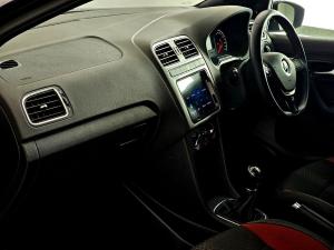 Volkswagen Polo Vivo hatch 1.0TSI GT - Image 5