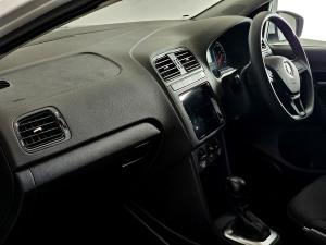 Volkswagen Polo Vivo hatch 1.6 Life - Image 5