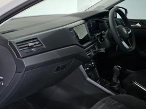 Volkswagen Polo hatch 1.0TSI - Image 12