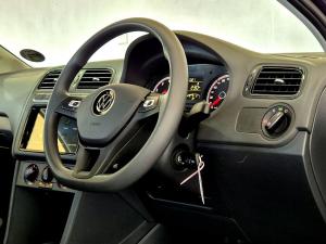 Volkswagen Polo Vivo hatch 1.4 Life - Image 19