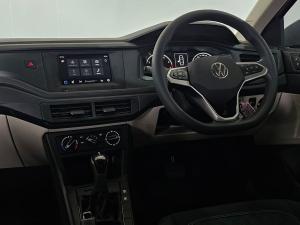 Volkswagen Polo sedan 1.6 auto - Image 16