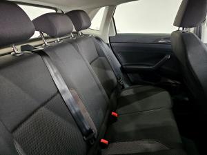 Volkswagen Polo hatch 1.0TSI Life manual - Image 17