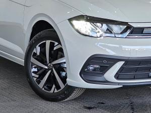 Volkswagen Polo hatch 1.0TSI Life manual - Image 5