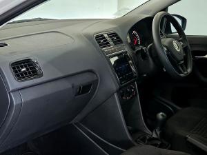 Volkswagen Polo Vivo hatch 1.4 - Image 18