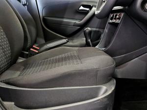 Volkswagen Polo Vivo hatch 1.4 - Image 22