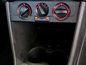 Volkswagen Polo Vivo hatch 1.4 - Image 27