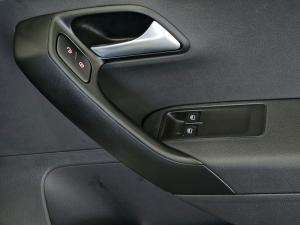 Volkswagen Polo Vivo hatch 1.4 - Image 9