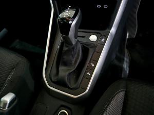 Volkswagen Polo hatch 1.0TSI Life auto - Image 30