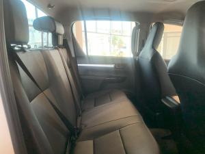 Toyota Hilux 2.4GD-6 double cab 4x4 SR - Image 10
