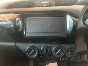 Toyota Hilux 2.4GD-6 double cab 4x4 SR - Image 14
