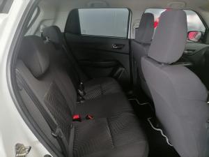 Suzuki Swift 1.2 GL manual - Image 17