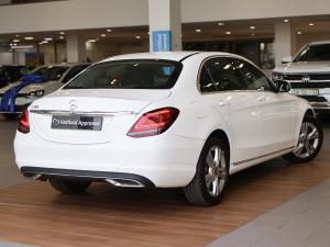 Mercedes-Benz C-Class C180 - Image 13