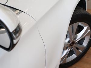 Mercedes-Benz C-Class C180 - Image 14