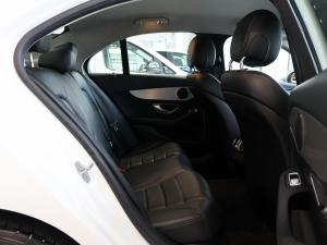 Mercedes-Benz C-Class C180 - Image 17