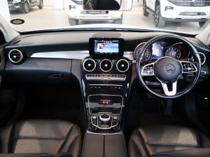 Mercedes-Benz C-Class C180 - Image 22