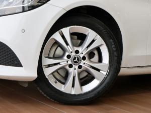 Mercedes-Benz C-Class C180 - Image 6