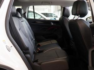 Volkswagen Tayron 1.4TSI Life - Image 17
