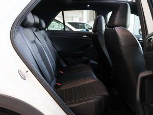 Volkswagen T-Roc 2.0TSI 4Motion R-Line - Image 16
