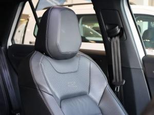 Volkswagen T-Roc 2.0TSI 4Motion R-Line - Image 17