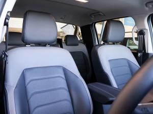 Volkswagen Amarok 3.0TDI V6 double cab Style 4Motion - Image 12