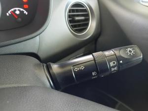 Hyundai Grand i10 1.0 Motion - Image 18