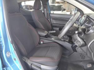 Renault Kiger 1.0 Turbo Intens manual - Image 11