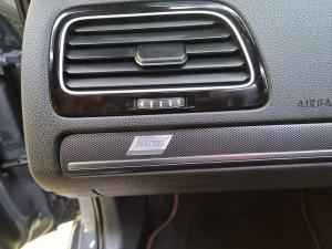 Volkswagen Golf GTI TCR - Image 10