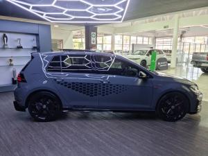 Volkswagen Golf GTI TCR - Image 15