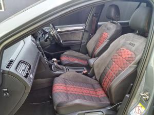 Volkswagen Golf GTI TCR - Image 8