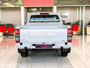 Isuzu D-Max Gen 6 250C single cab - Image 9