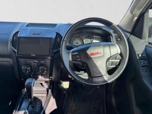 Isuzu D-Max 250 double cab X-Rider auto - Image 19