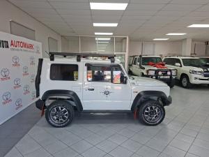 Suzuki Jimny 1.5 GLX AllGrip 3-door manual - Image 3