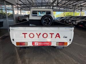 Toyota Land Cruiser 79 2.8GD-6 single cab auto - Image 5
